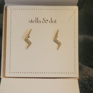 Stella & Dot Gold Lightning Studs New In Box